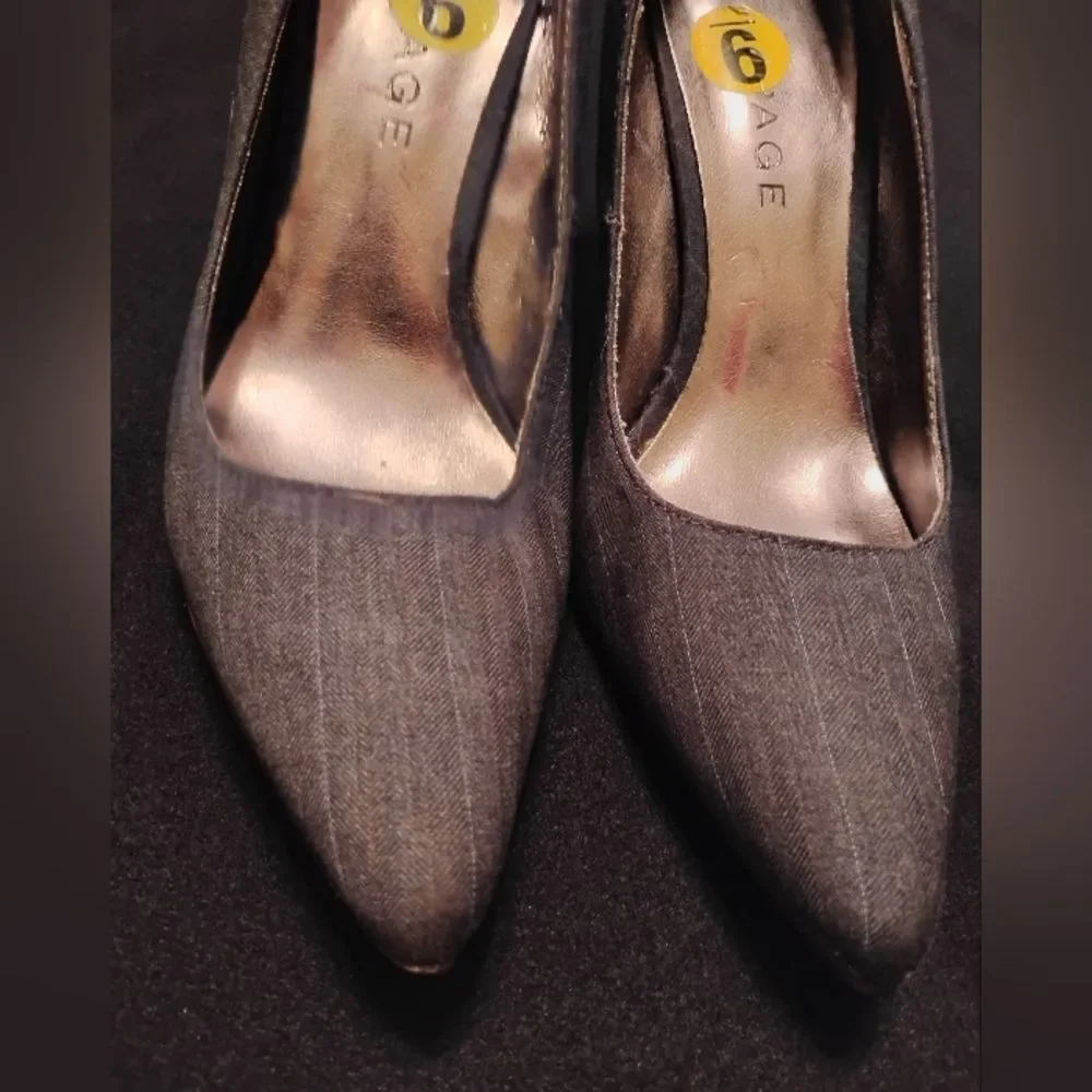 Rampage Gray Pinstripe Pointed Toe Heels Pumps Office Career Size 9 - Picture 2 of 9